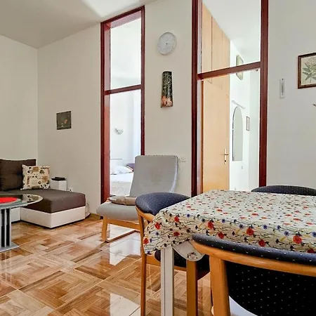 Apartment Antonija *